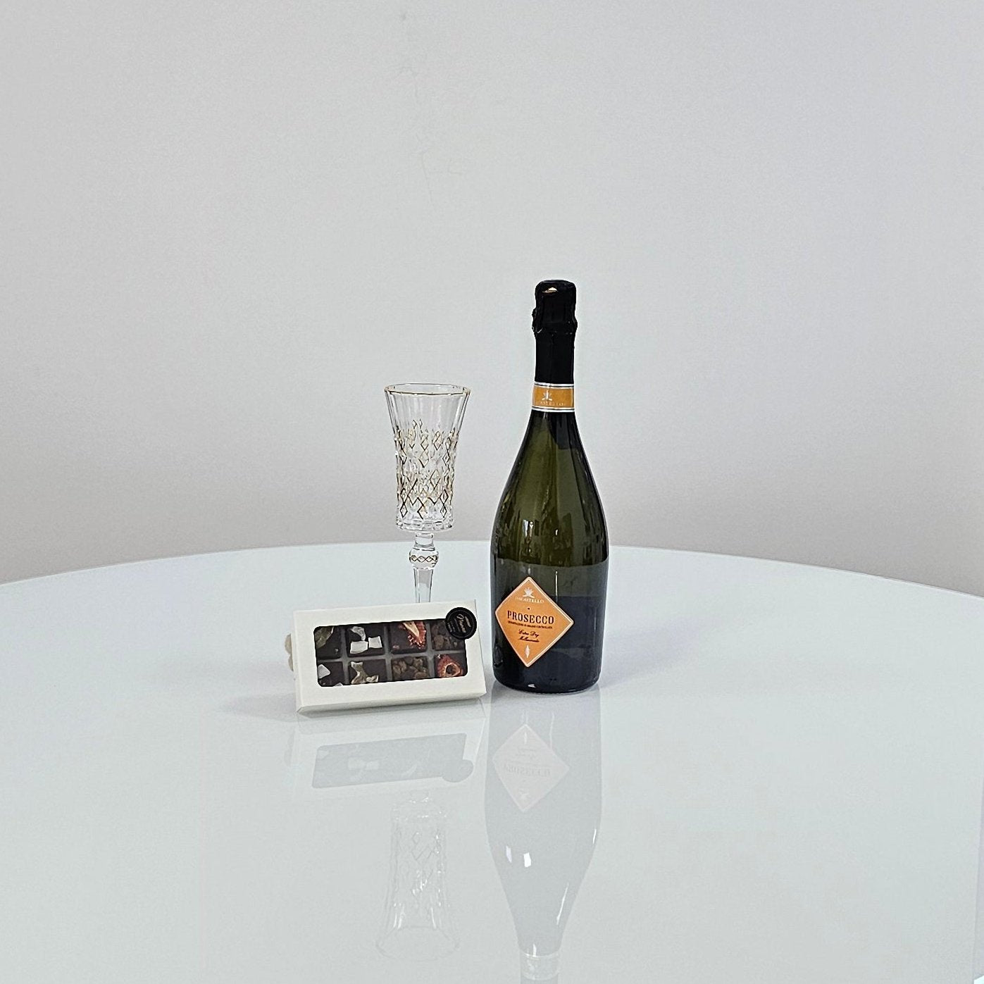 Prosecco & Chocolate (Glass Cup) Festive Elegance